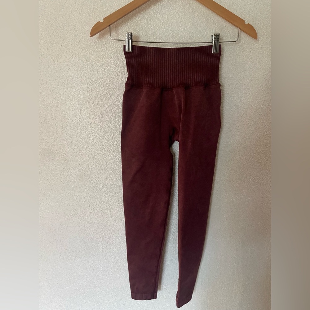 POPFLEX Deep Red Leggings Size Small